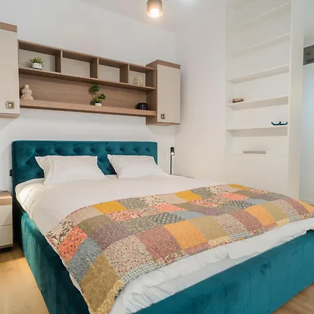 Vulcan Residences - Premium